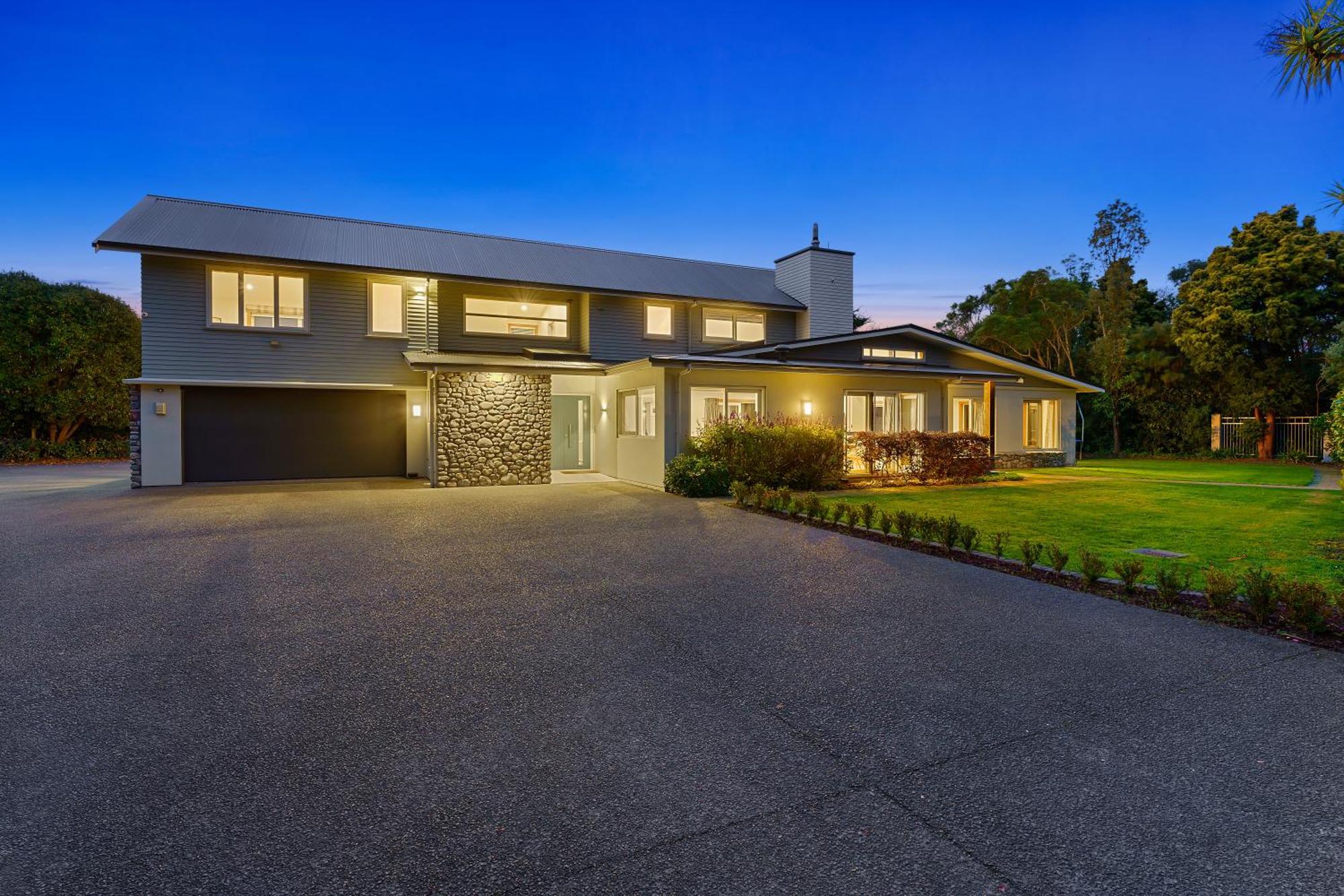 Anam Cara Gardens Luxury Villa Private Bedrooms And Ensuite Bathrooms Sleeps 9 Otaki Exterior photo